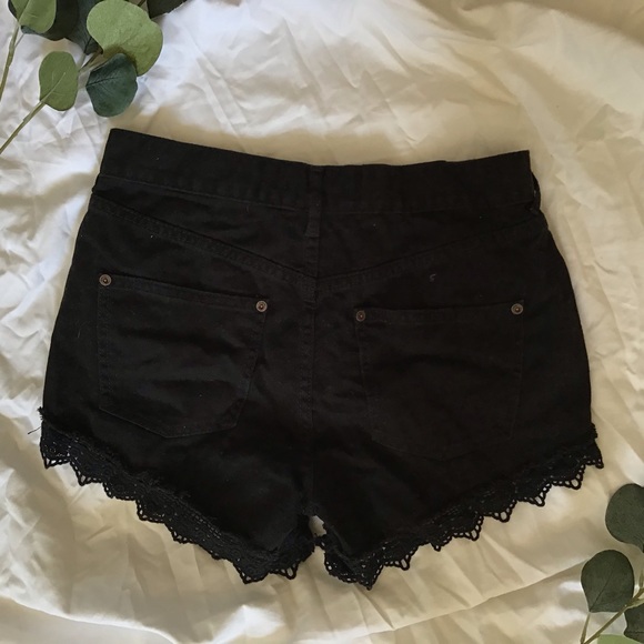 Free People black denim short - Picture 3 of 5